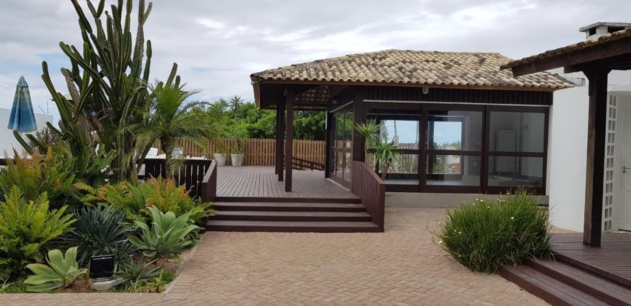 Ap Pe Na Areia Em Ingleses - Sc Florianopolis