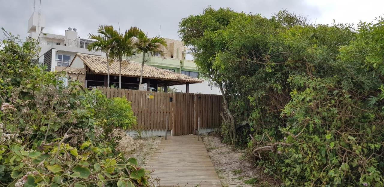Ap Pe Na Areia Em Ingleses - Sc *